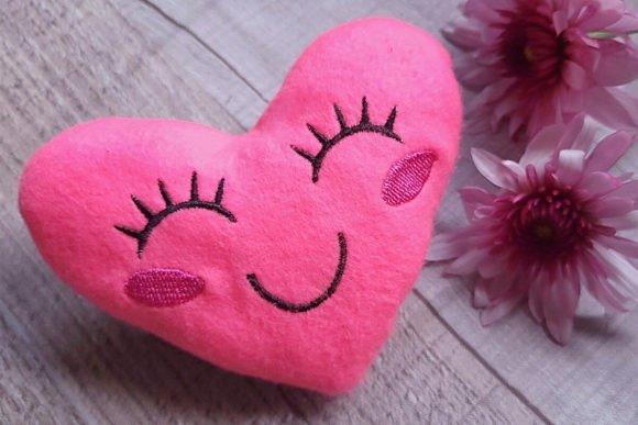 Stuffie Heart ITH Heart Toys